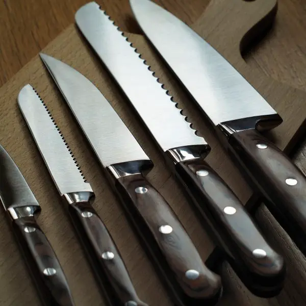 Top 6 Best Knife Sets Under $300 (Reviews & Buyer Guide)